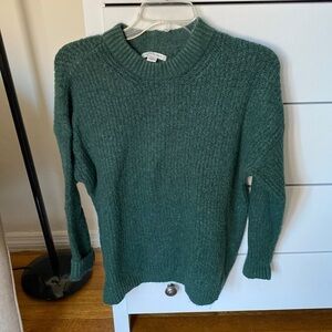 American Eagle green crew neck sweater, size S